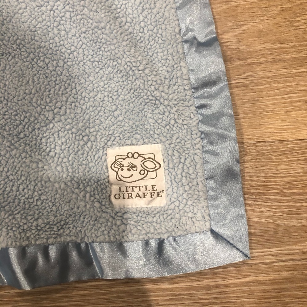 🦄 Little Giraffe Blue Blanket Soft
